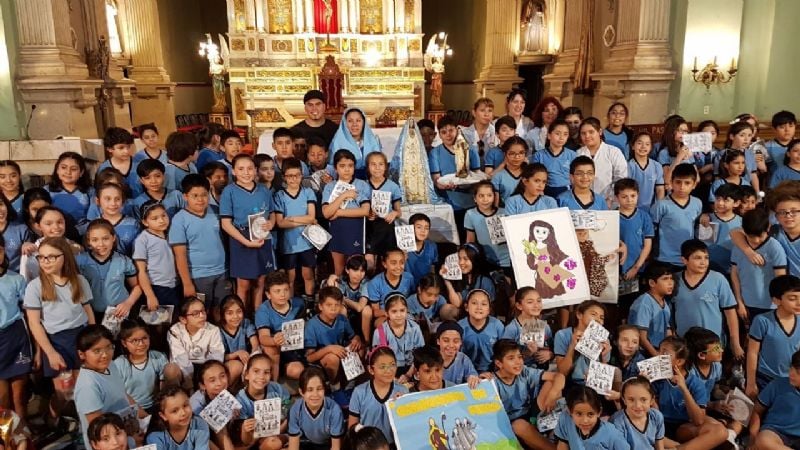Los niños celebraron el Día de todos los Santos en Capital y Chumbicha