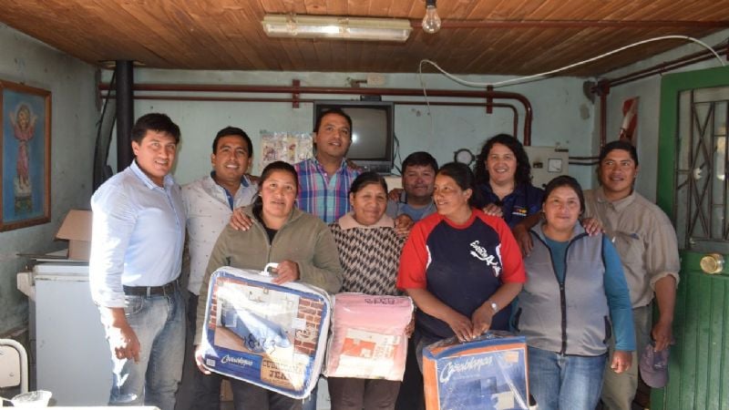 Sánchez festejó junto a las madres en las localidades serranas