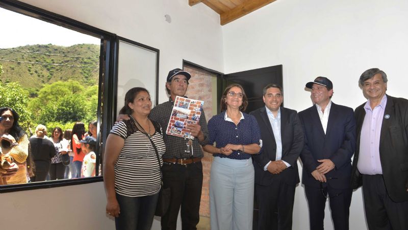 Corpacci entregó otras nueve viviendas rurales en El Rodeo