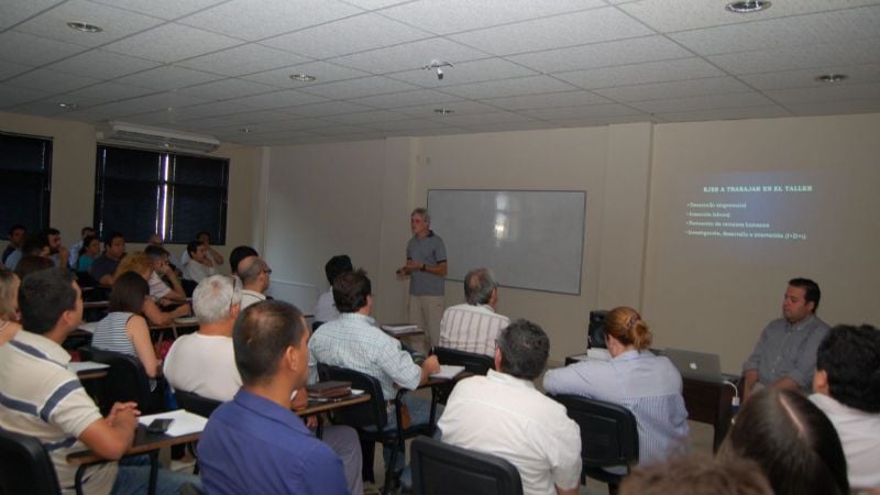 Exitoso “Taller sobre Desarrollo y Empleo en el Sector Tecnológico”