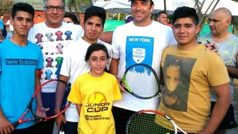 Tenis: chicos de Recreo clasificaron para instancia nacional