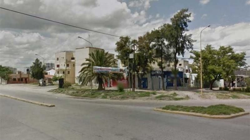 Asaltaron a una mujer y la violaron con un palo de madera