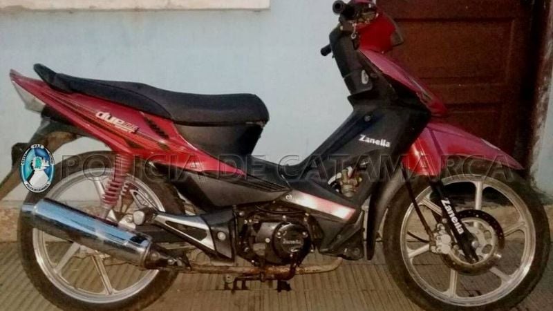 Secuestran una moto abandonada en Fray Mamerto Esquiú