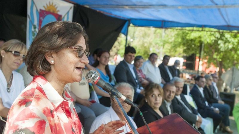 "Mi compromiso es con los que nos votaron y los que no"