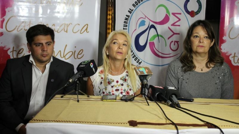 Cicloturismo bajo la luna de El Rodeo