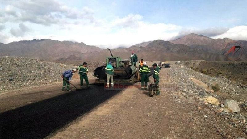 Fiambalá: comenzaron a repavimentar el camino al complejo termal
