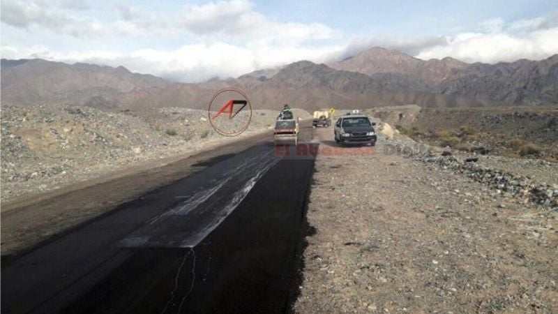 Fiambalá: comenzaron a repavimentar el camino al complejo termal