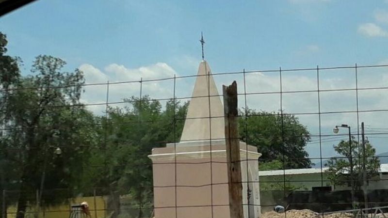 Frenan obra en el ex cementerio de Choya