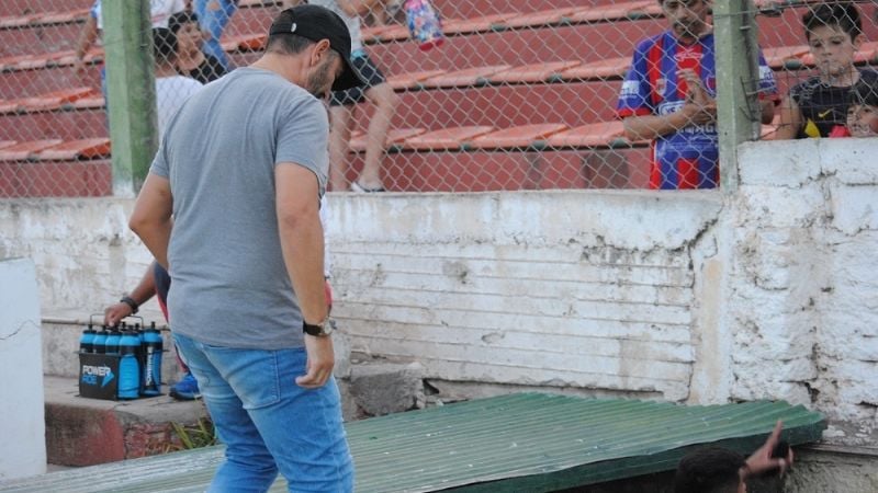 “Voló el Pájaro” Domizzi, y ya no es el DT de San Lorenzo