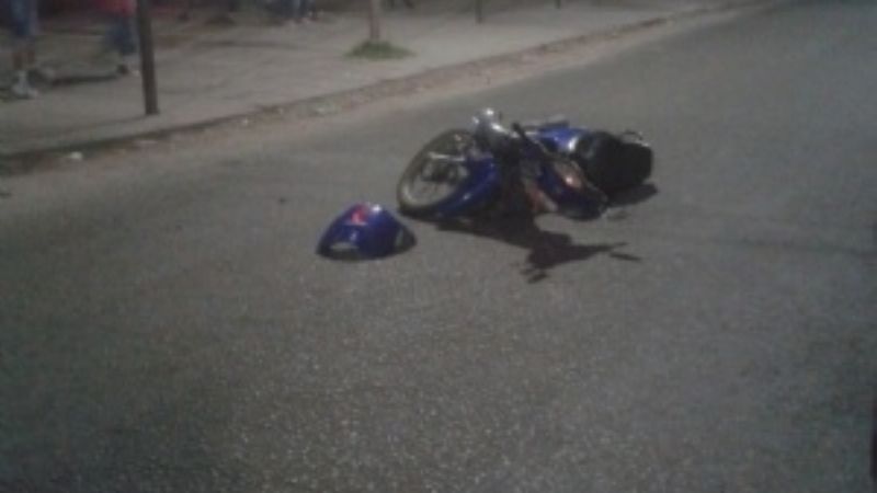 Choque de motos protagonizado por un adolescente