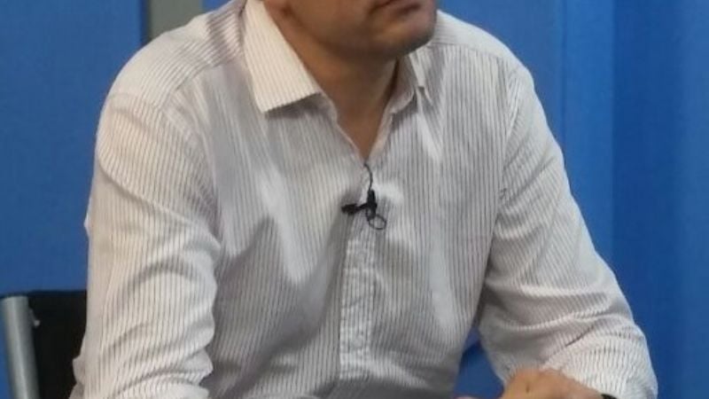 Publicación de ex ministro provocó comentarios de repudio