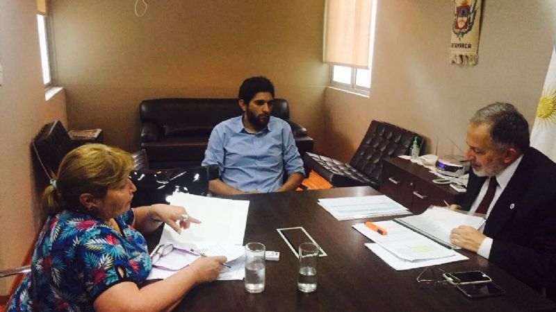 Solá Jais compromete mejoras y continuidad laboral en el Senado