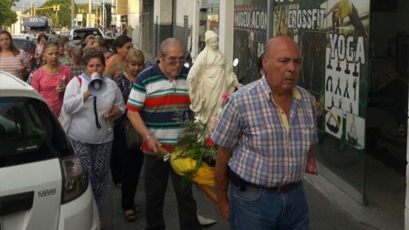 La comunidad de Santa Teresita celebró a la Virgen de la Sonrisa