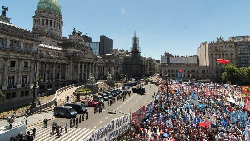 Revés para Macri: en medio de polémica, se levantó la sesión en Diputados 