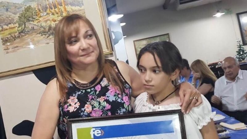 Mirian Juárez recibió un emotivo homenaje
