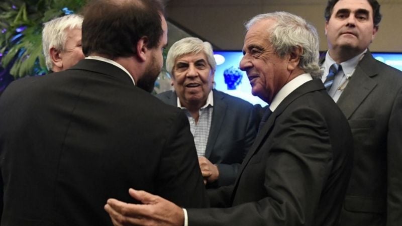 Socios de River e Independiente eligen presidente