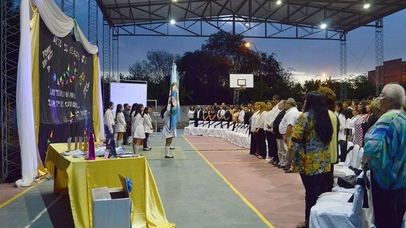 Emocionante acto de clausura de la Escuela Secundaria Nº18