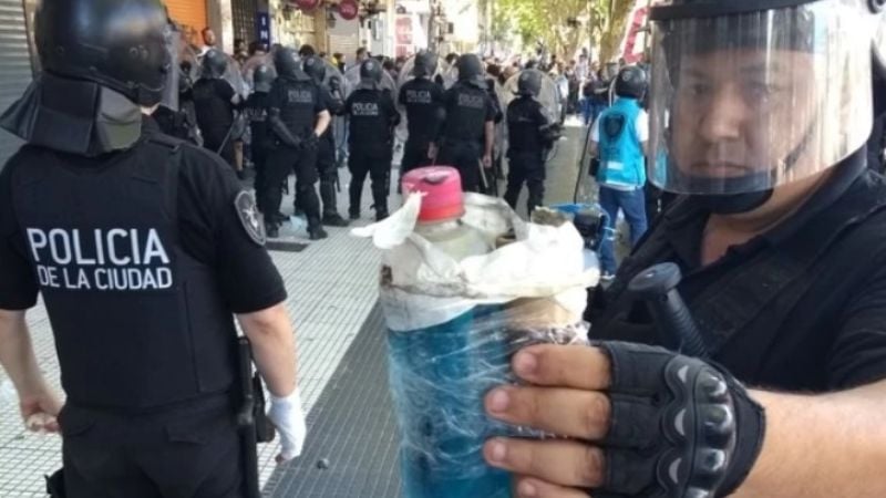 Gravísimos incidentes afuera del Congreso