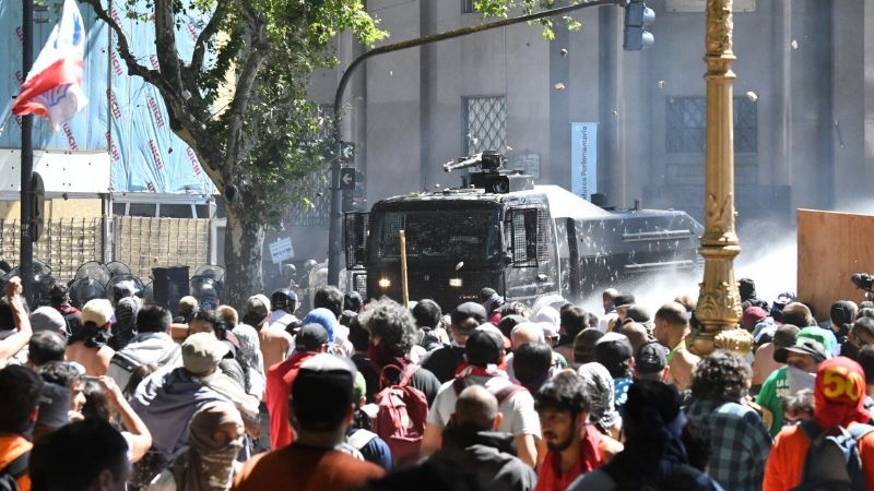 Los incidentes en el Congreso dejaron 88 policías y 50 civiles heridos