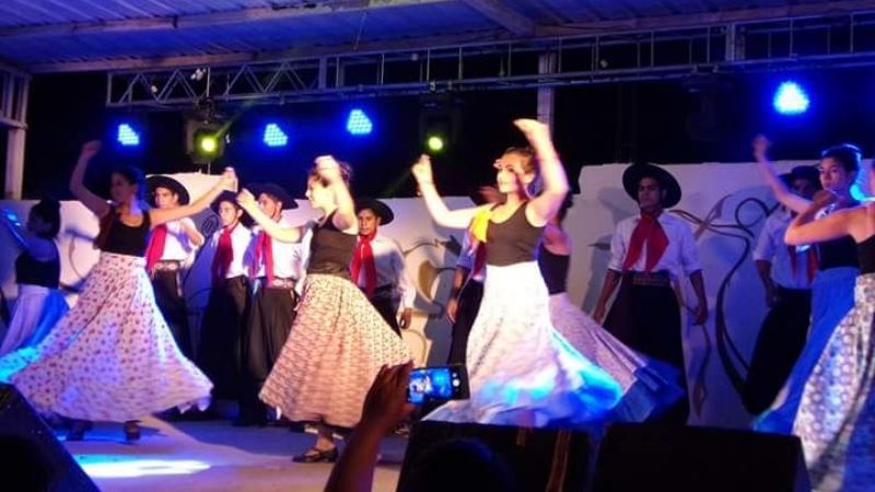 Festival Folkloreando en Esquiú