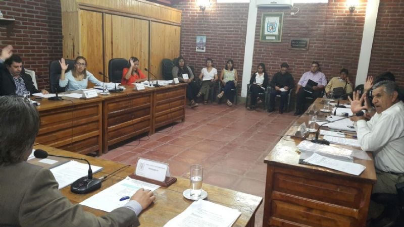 Aprueban Presupuesto y Organigrama en Santa María