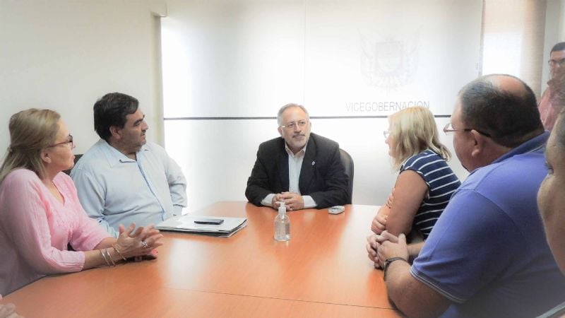 Solá Jais recibió a la Asociación de Trabajadores del Senado