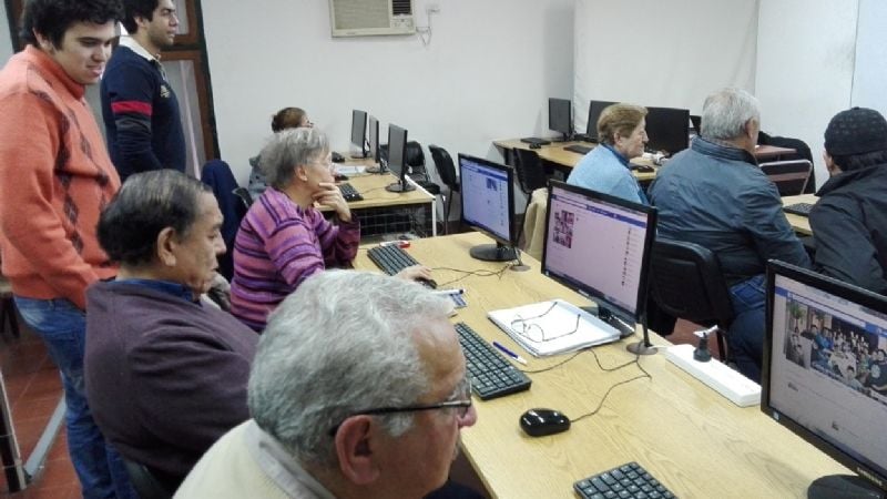 Acto de cierre de los talleres destinados a adultos mayores