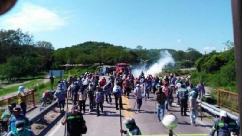 Heridos y detenidos tras represión a trabajadores en Jujuy