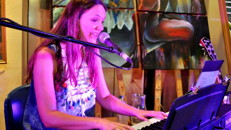 Belén Álvarez Parma presentó su nuevo disco