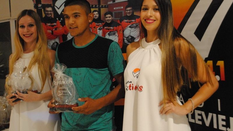 “Botineros” distinguió a los “Mejores de 2017”