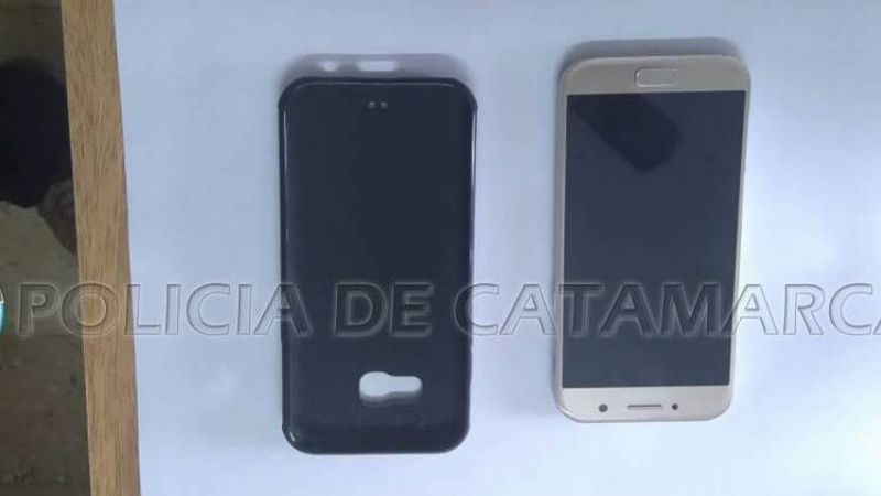 Recuperan dos celulares robados