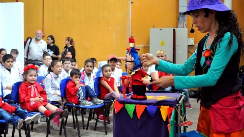 La Casa de la Cultura cierra 2017 con títeres y clown