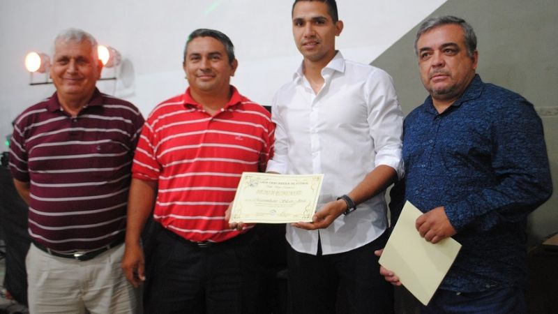 La Liga Chacarera de Fútbol premió a sus campeones