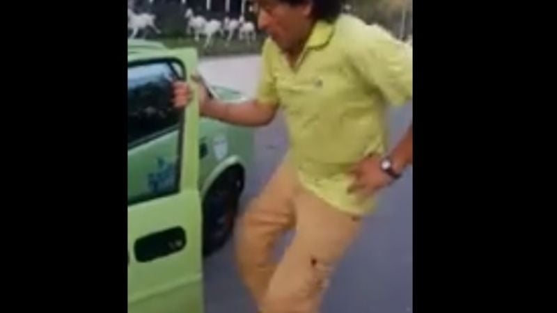 Video viral: ¡El Travolta cordobés y remisero!