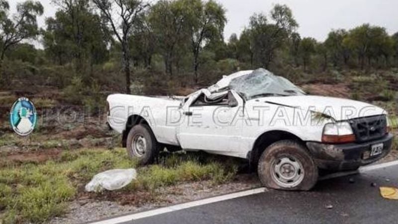 Volcó una camioneta