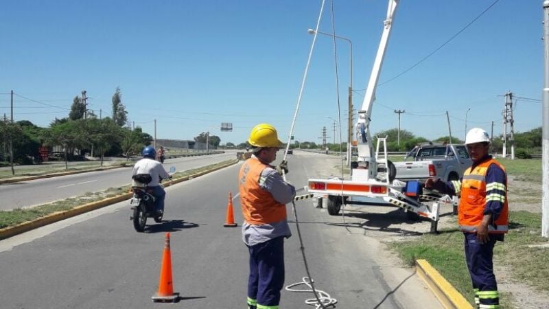 Reparan cartel en la ruta 38