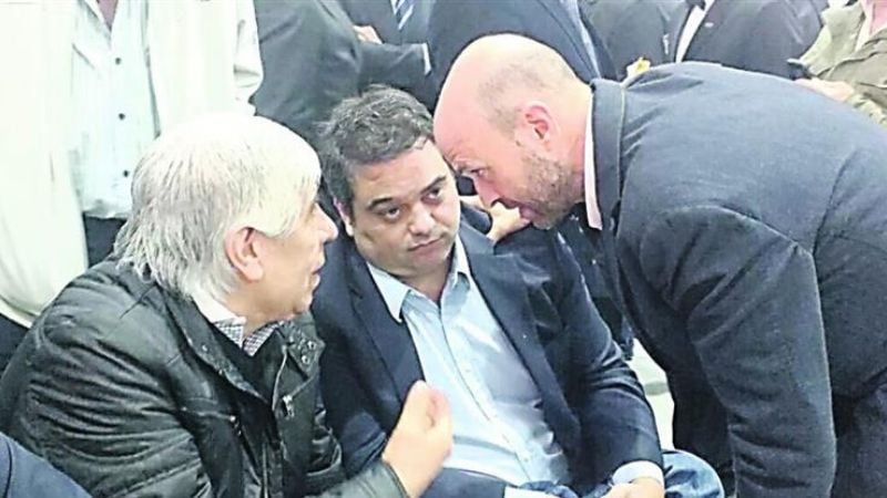 Impulsan "Uber camionero" para debilitar a Moyano