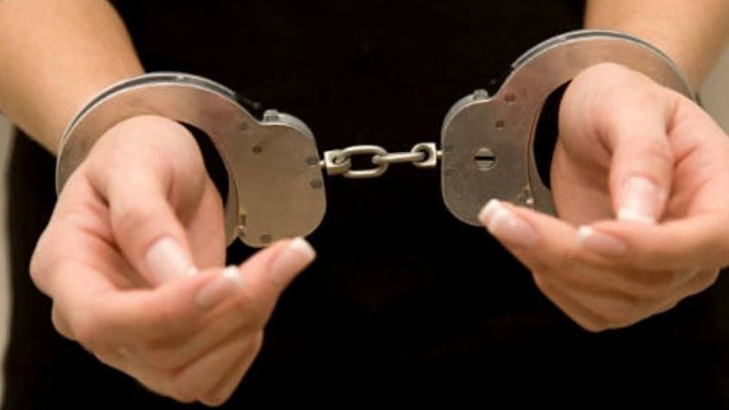 Atraparon a dos jóvenes que intentaron robar en un comercio del centro