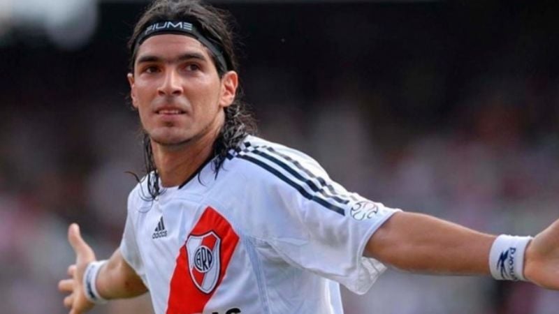 El “loco” Abreu, récord Guinness, llegó a su 26º club