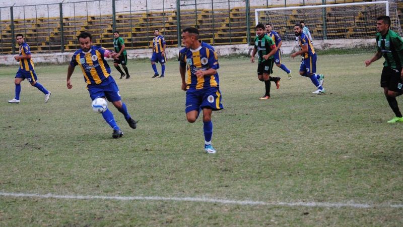 Juventud ganó el “petit” y ahora va por Villa Cubas