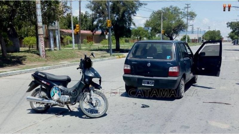 Un hombre, una mujer y una niña heridos tras un choque