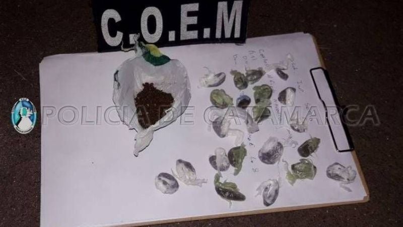 Secuestran droga y una moto en el sur capitalino