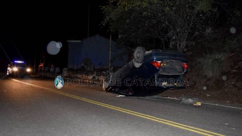 Volcó un auto en la zona Oeste de la Capital
