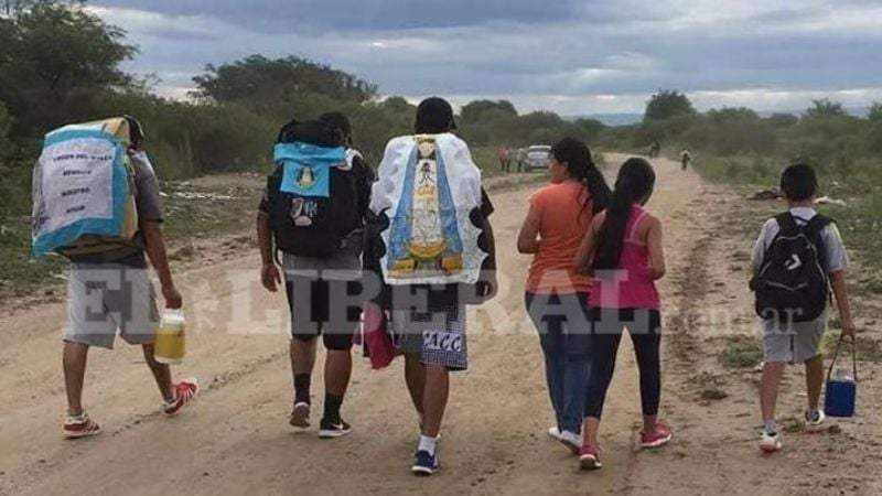 Peregrinos frienses rumbo al encuentro con la Virgen del Valle