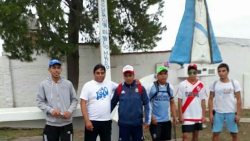 Cientos de peregrinos parten desde Recreo
