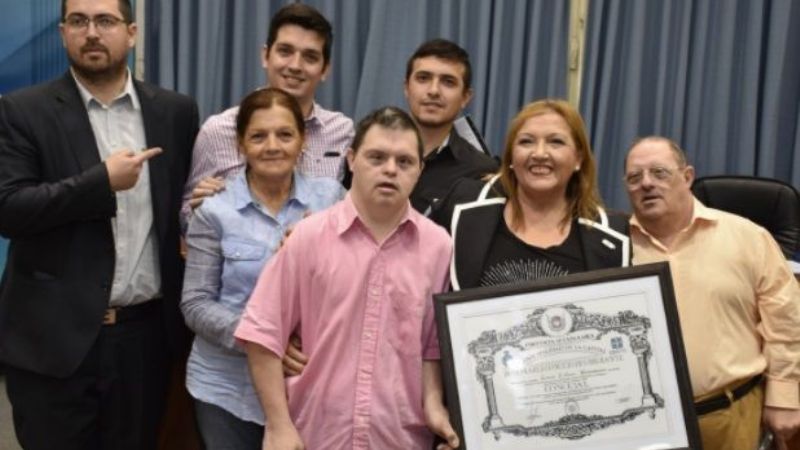 Sesión especial a concejales que cumplen su mandato