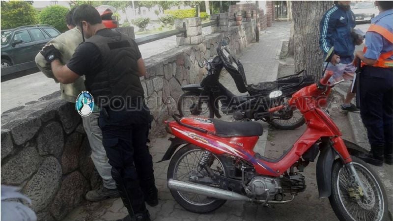 Secuestran moto robada hace 8 años