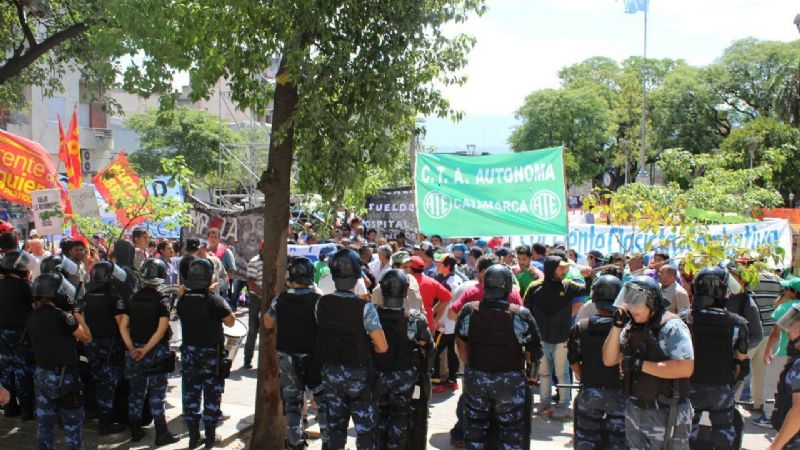 Protesta de trabajadores en contra de la reforma laboral