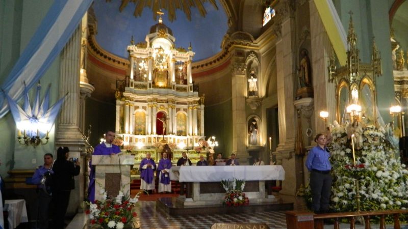 Las Fuerzas de Seguridad tributaron honores a Nuestra Señora del Valle