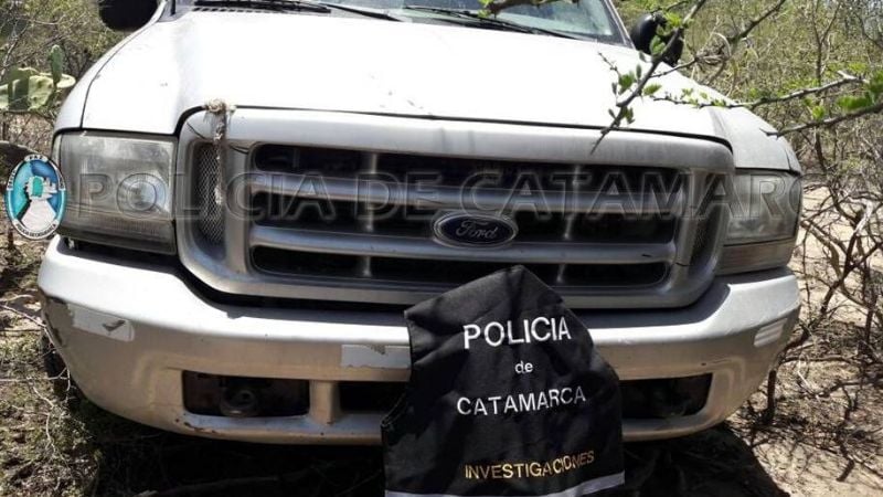 Arrestan a un hombre y recuperan una camioneta robada